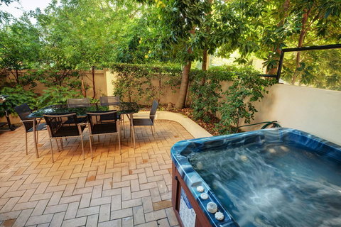 Nautilus Resort Mooloolaba - South Australia Travel 5