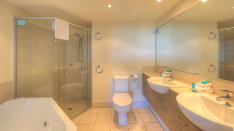 Cilento Mooloolaba - South Australia Travel 9