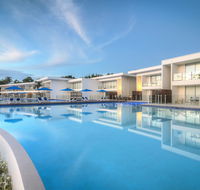 Pool Resort Port Douglas - South Australia Travel