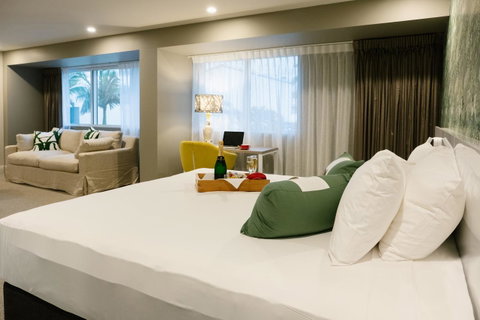 Pacific Hotel Cairns - South Australia Travel 20