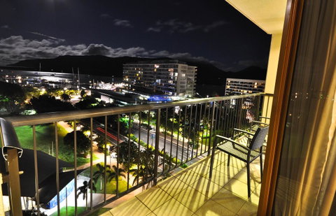 Pacific Hotel Cairns - South Australia Travel 37