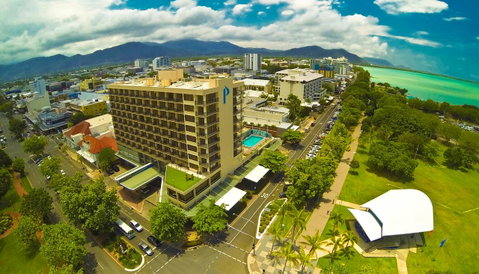 Pacific Hotel Cairns - South Australia Travel 28