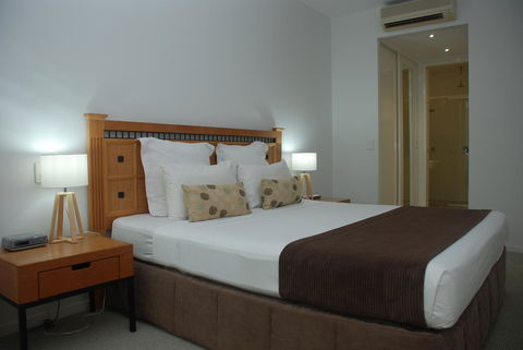 Sanctuary Palm Cove - South Australia Travel 28