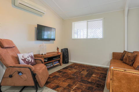 Bed & Breakfast 1 Bedroom Guest House - South Australia Travel 24