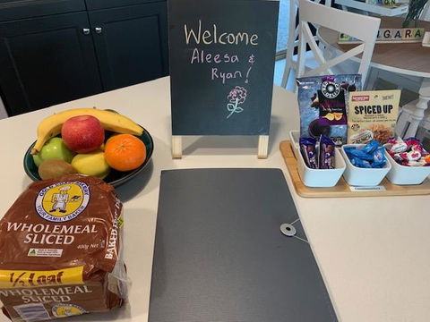 Bed & Breakfast 1 Bedroom Guest House - South Australia Travel 21