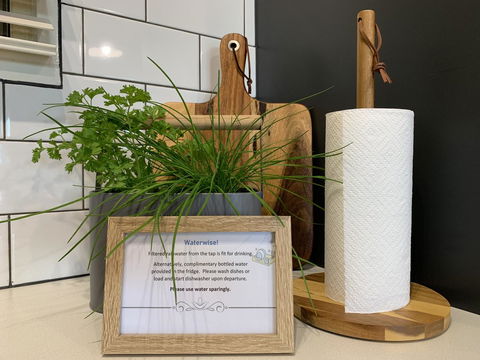 Bed & Breakfast 1 Bedroom Guest House - South Australia Travel 13