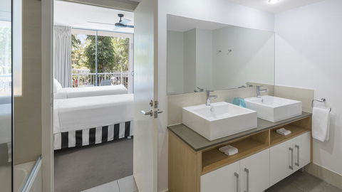 Oaks Port Douglas Resort - South Australia Travel 20