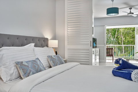 Palm Cove Paradise - Couples Spa Beach Getaway - South Australia Travel 7