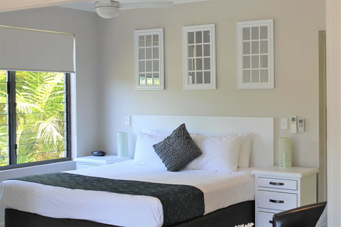 Sea Point On Trinity Beach - South Australia Travel 16