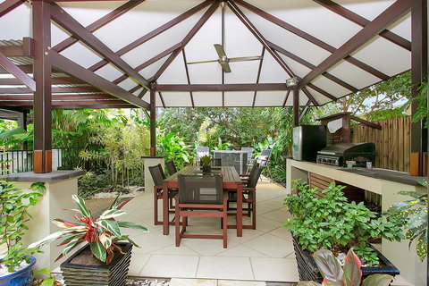 Sea Point On Trinity Beach - South Australia Travel 26