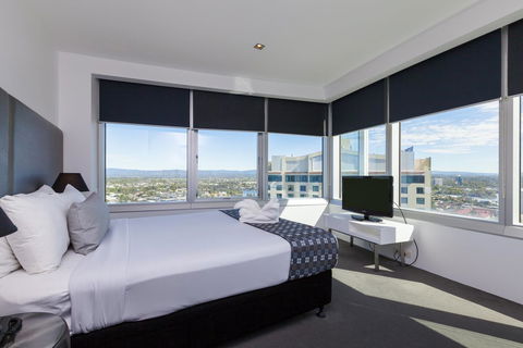 Q1 Resort & Spa - Official - South Australia Travel 44