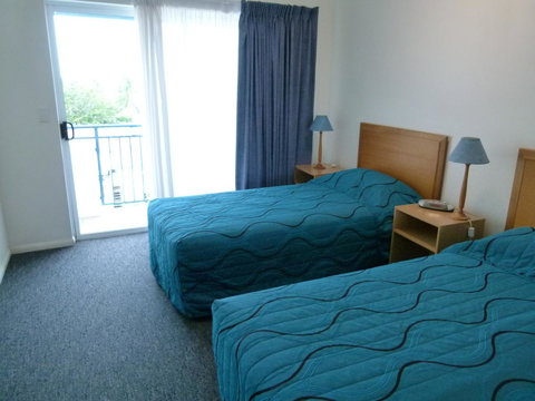 Madison Ocean Breeze Apartments - South Australia Travel 30