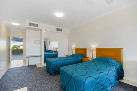 Madison Ocean Breeze Apartments - South Australia Travel 10