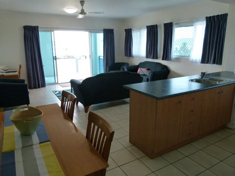 Madison Ocean Breeze Apartments - South Australia Travel 25