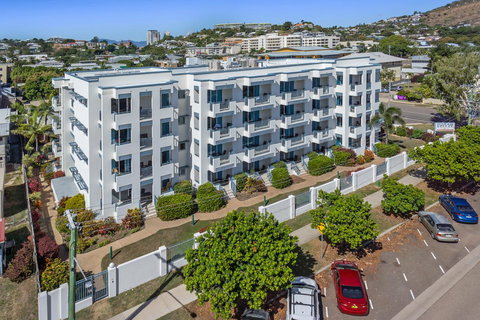 Madison Ocean Breeze Apartments - South Australia Travel 1