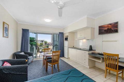 Madison Ocean Breeze Apartments - South Australia Travel 11