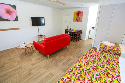 Port Douglas Motel - South Australia Travel 7