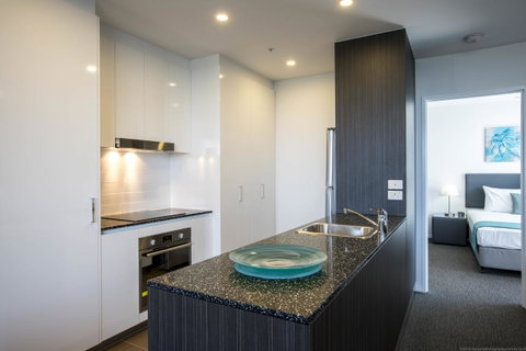 Synergy Broadbeach - Official - South Australia Travel 1