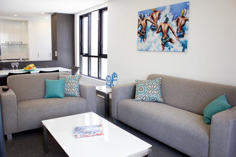 Synergy Broadbeach - Official - South Australia Travel 10
