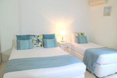 Argosy On The Beach - South Australia Travel 9