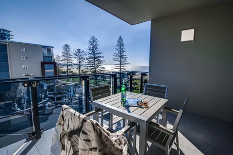 Iconic Kirra Beach Resort - South Australia Travel 13