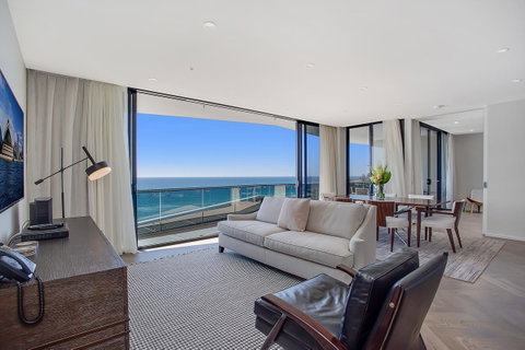 Iconic Kirra Beach Resort - South Australia Travel 23