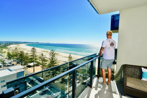 Iconic Kirra Beach Resort - South Australia Travel 8