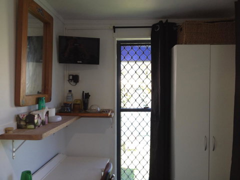 XYL Pets Friendly Seaside Boutique Guesthouse - South Australia Travel 29