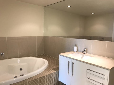 Proximity Waterfront Apartments - South Australia Travel 22