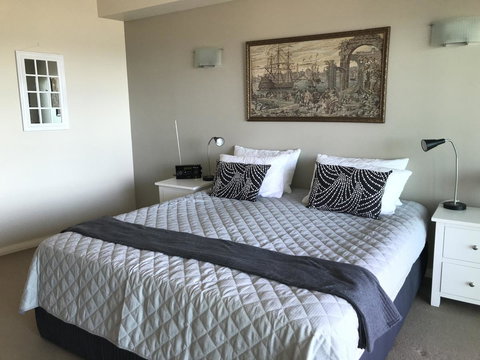 Proximity Waterfront Apartments - South Australia Travel 19