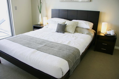 Proximity Waterfront Apartments - South Australia Travel 36