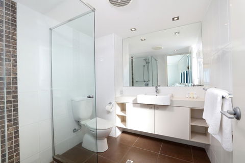 Peninsular Beachfront Resort - South Australia Travel 6