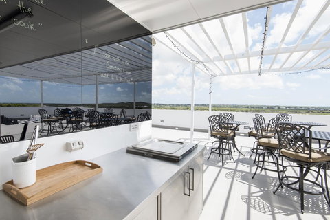 Riviera Mackay - South Australia Travel 17