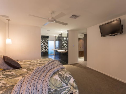Rumrunner Resort - South Australia Travel 24