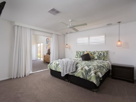 Rumrunner Resort - South Australia Travel 23