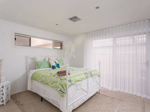 Rumrunner Resort - South Australia Travel 34