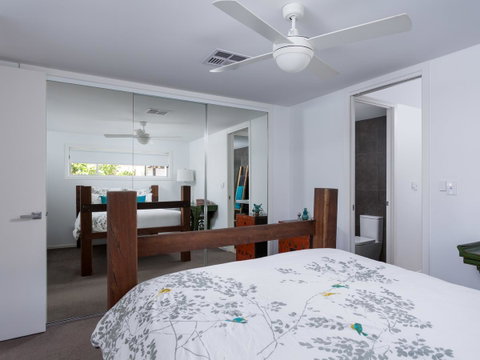 Rumrunner Resort - South Australia Travel 28