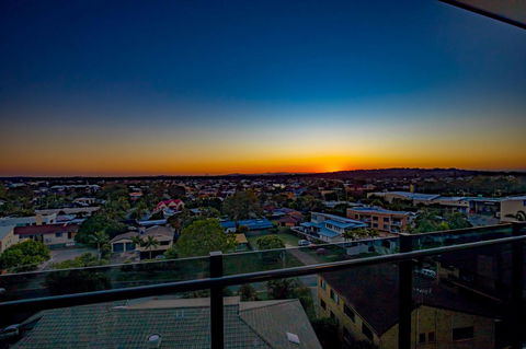 Sunset Retreat Mooloolaba - South Australia Travel 18