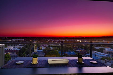Sunset Retreat Mooloolaba - South Australia Travel 0