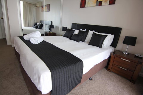 The Phoenician Resort - South Australia Travel 14