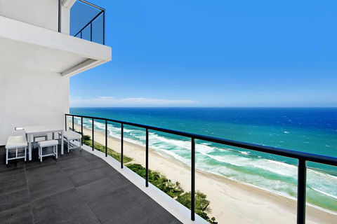 ULTIQA Air On Broadbeach - South Australia Travel 0