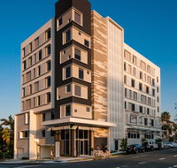 Woodroffe Hotel - South Australia Travel