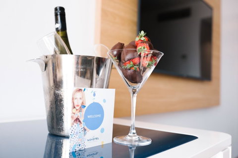 Novotel Surfers Paradise - South Australia Travel 34