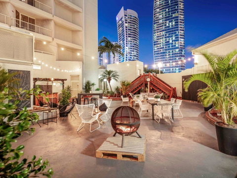 Novotel Surfers Paradise - South Australia Travel 0