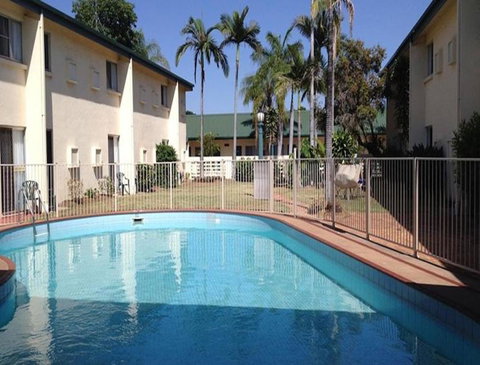 Emerald Central Hotel Official - South Australia Travel 30