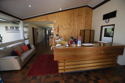 Emerald Central Hotel Official - South Australia Travel 10