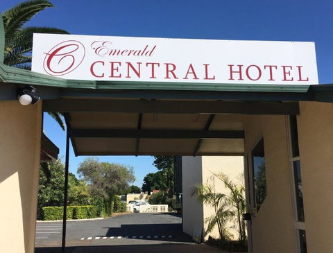 Emerald Central Hotel Official - South Australia Travel 23