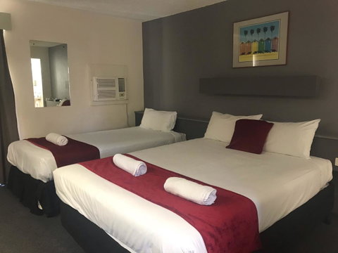 Emerald Central Hotel Official - South Australia Travel 7