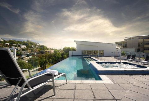 Oaks Townsville Gateway Suites - South Australia Travel 1