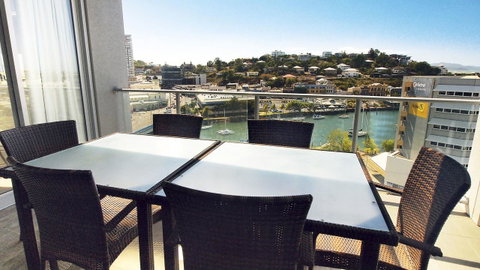 Oaks Townsville Gateway Suites - South Australia Travel 8